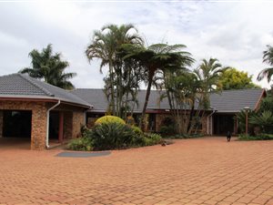 4 Bed House in White River AH