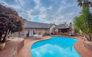 3 Bedroom House in Van Riebeeck Park
