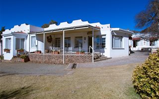 5 Bedroom House in Colesberg