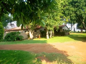 8.4 ha Farm in Mamogaleskraal A H
