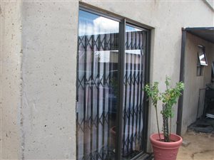 2 Bed House in Bram Fisherville