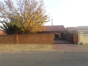 3 Bed House in Leondale