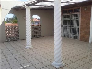 2 Bed Flat in Vanderbijlpark SW5