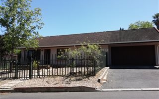 3 Bedroom House in Heldervue