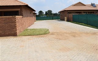 1 Bedroom House in Helderwyk