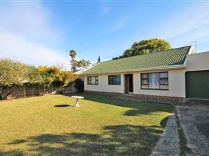 3 Bed House in Gonubie