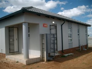 3 Bed House in Crystal Park