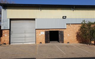 2221 m² Industrial space in North Riding