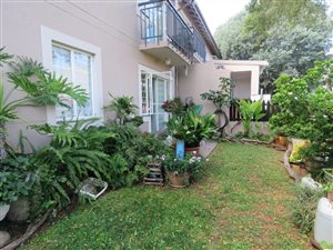 3 Bed Townhouse in Rembrandt Park