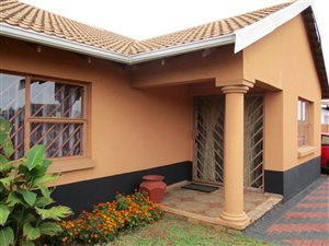 3 Bed House in Eldorado Park