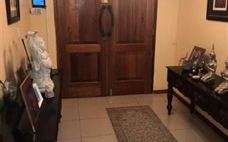 5 Bedroom House in Bendor