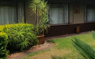 4 Bedroom House in Akasia