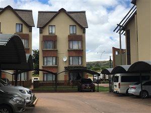 2 Bed Townhouse in Montana Tuine