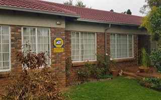 3 Bedroom Apartment in Doornpoort and surrounds