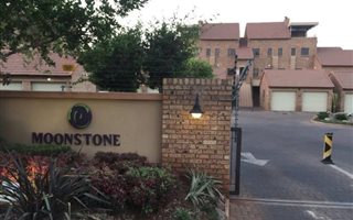2 Bedroom Townhouse in Eco Park