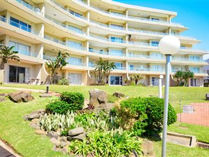 2 Bedroom Apartment in Compensation Beach