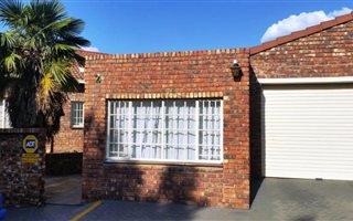 3 Bedroom Townhouse in Uitsig