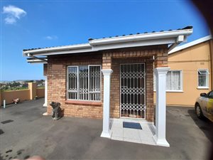 3 Bed House in Trenance Manor
