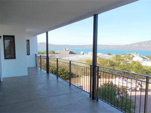 3 Bed Apartment in Langebaan Central