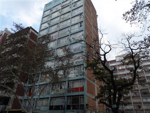 Studio Apartment in Hillbrow