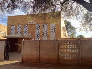 2 Bed Apartment in Vanderbijlpark CW2