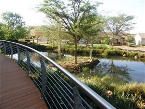 3 Bed Townhouse in Hazeldean (Silverlakes Surroundings)
