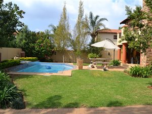 4 Bed House in Poortview