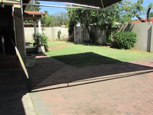 3 Bedroom House in Brackenhurst