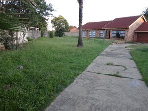 3 Bed House in Bonanne
