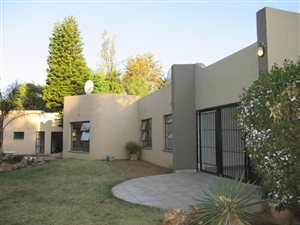 380 m² Commercial space in Bramley Park