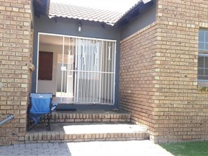 2 Bedroom Cluster in Halfway House