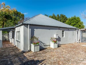 3 Bed House in Bodorp
