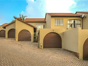 3 Bed Townhouse in Quellerina