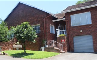 2 Bedroom Townhouse in Clarendon
