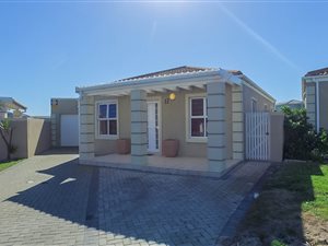 3 Bedroom House in Costa Da Gama