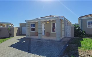 3 Bedroom House in Muizenberg