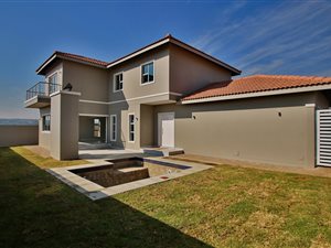 3 Bed Cluster in Olivedale