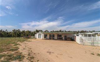 1 ha Farm in Malmesbury
