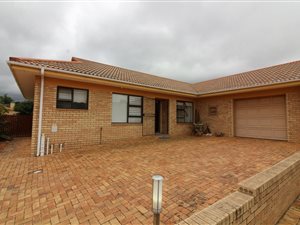 3 Bed Townhouse in Heather Park