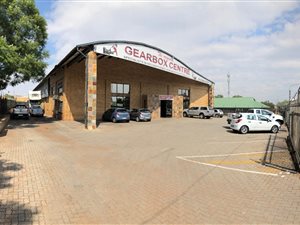 1300 m² Industrial space in Hennopspark
