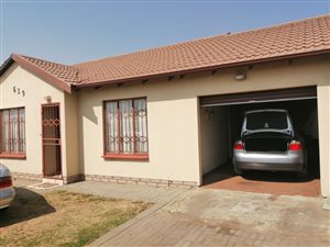 3 Bed House in Vanderbijlpark CE7
