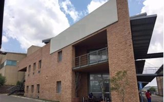 4922 m² Office Space in Louwlardia