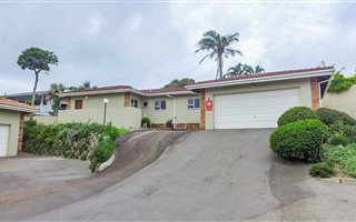 3 Bedroom Townhouse in Shelly Beach