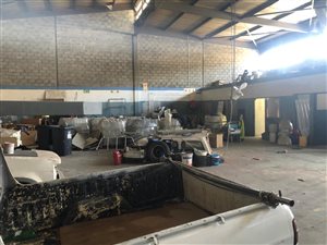 400 m² Commercial space in Retreat