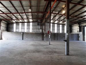2000 m² Commercial space in Klarinet