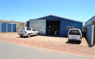 216 m² Commercial space in Albertinia