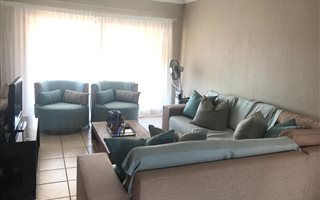2 Bedroom Townhouse in Ruimsig