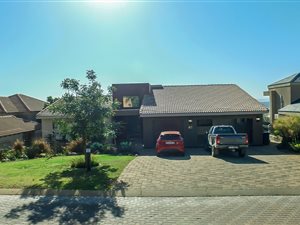 4 Bed House in Featherbrooke Estate