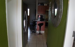 2 Bedroom Apartment in Comet