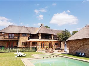 4.3 ha Farm in Kameelfontein and surrounds